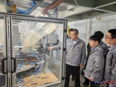 <b>于金鹏传授荣获“青岛市十佳科技工做者”称号</b>